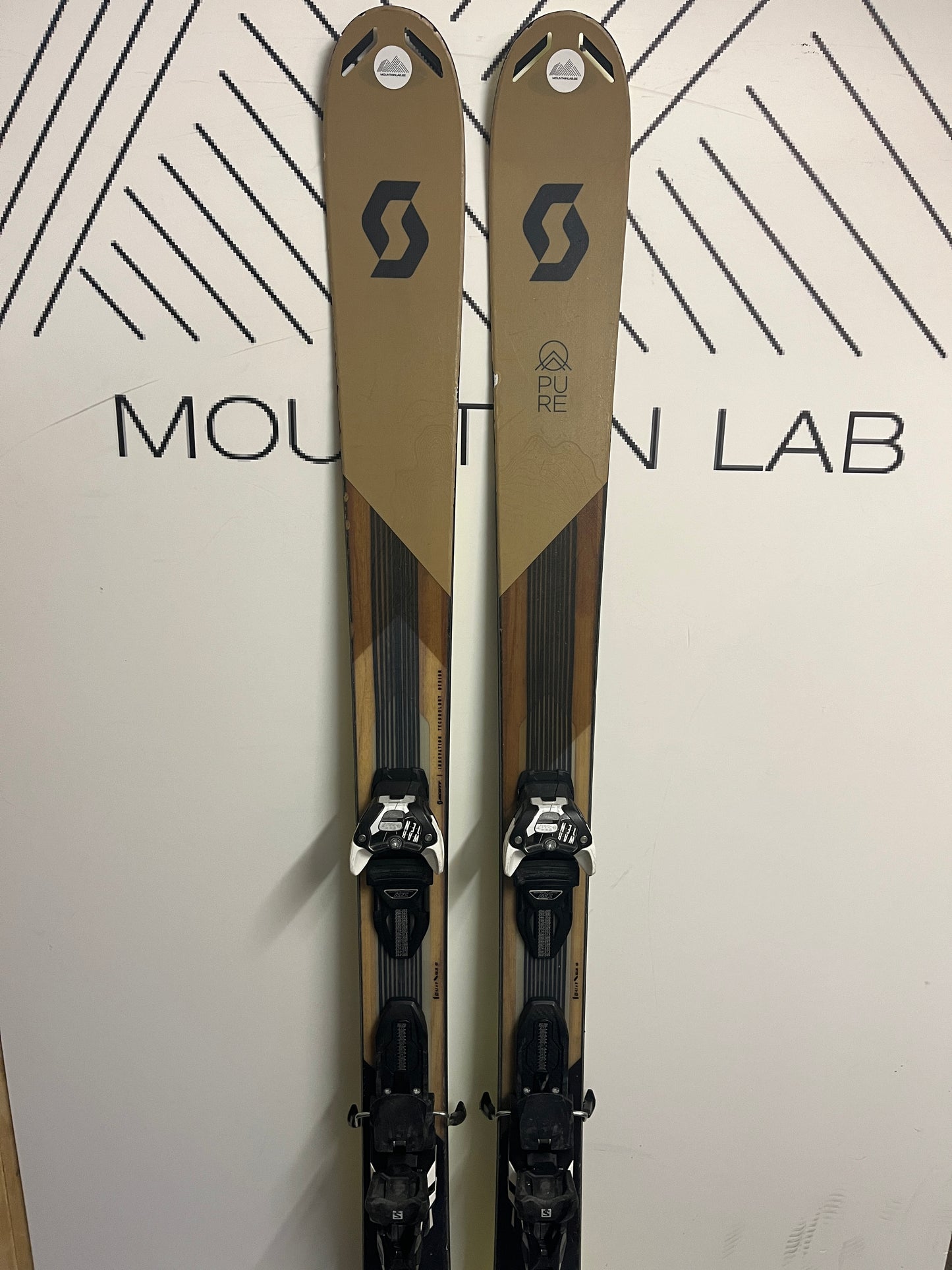 Ski Scott Pure Mission (2022) + Strive / Warden - Mountain Lab