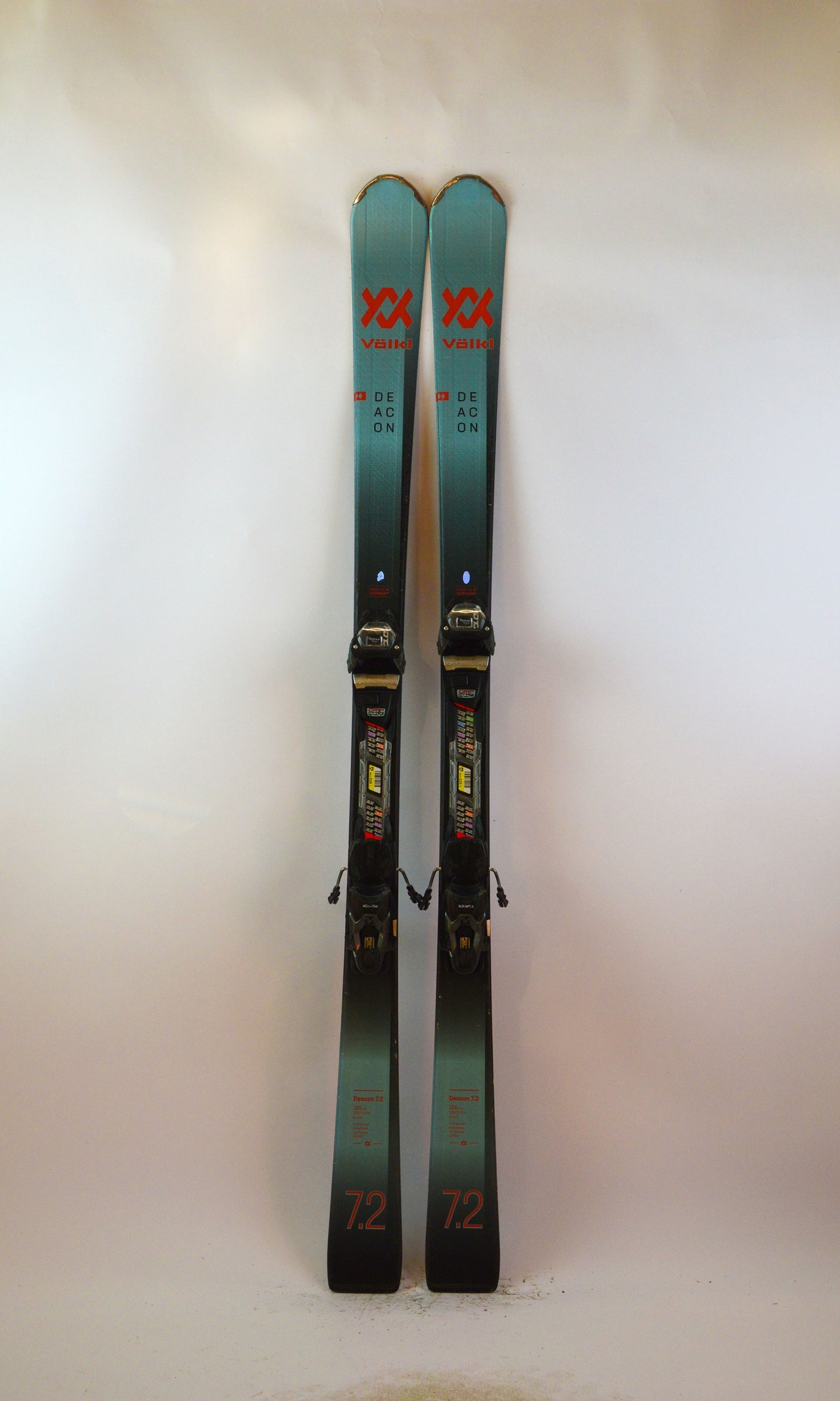 Ski Völkl Deacon 7.2