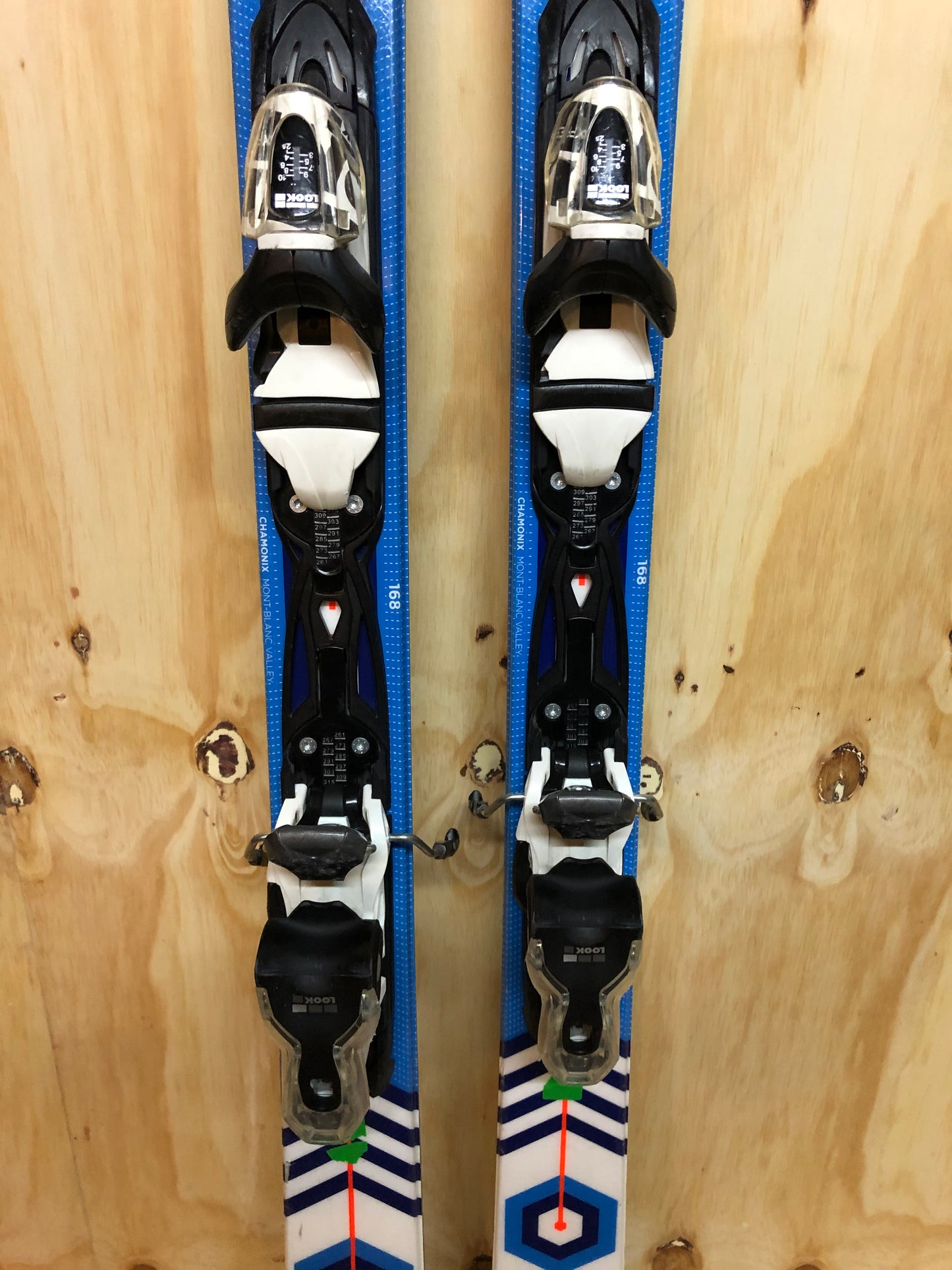 Ski Dynastar Serial