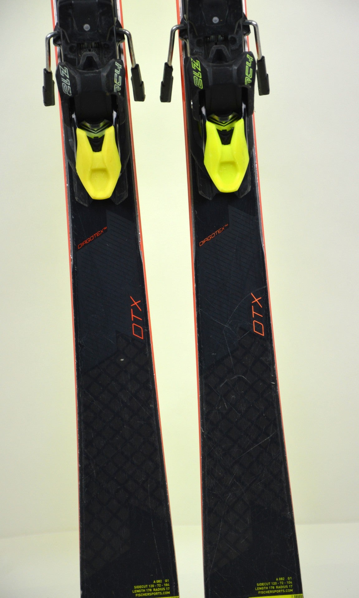 Ski Fischer RC4 The Curv DTX
