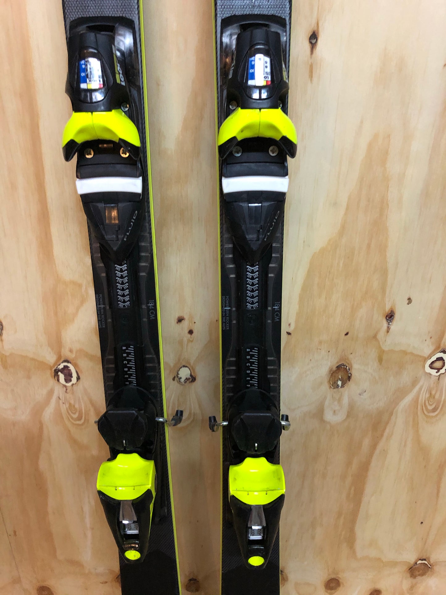 Ski Rossignol Pursuit 700