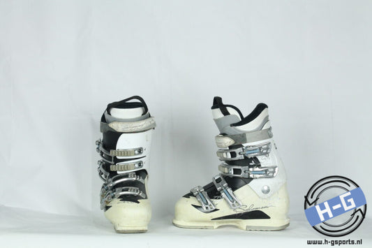 Salomon Divine 770 - 24.5MP/38.5EU