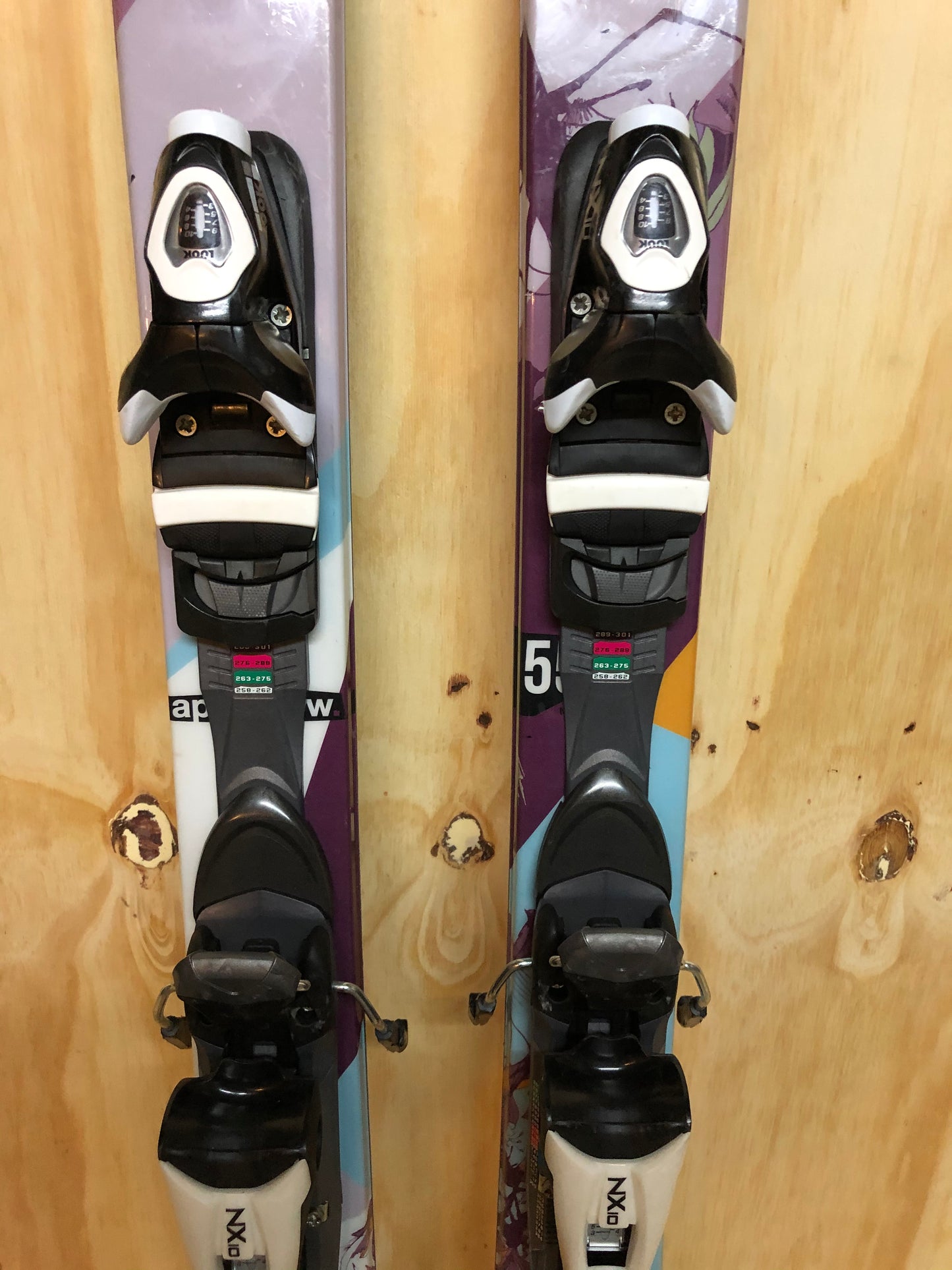 Ski APO Rosewood
