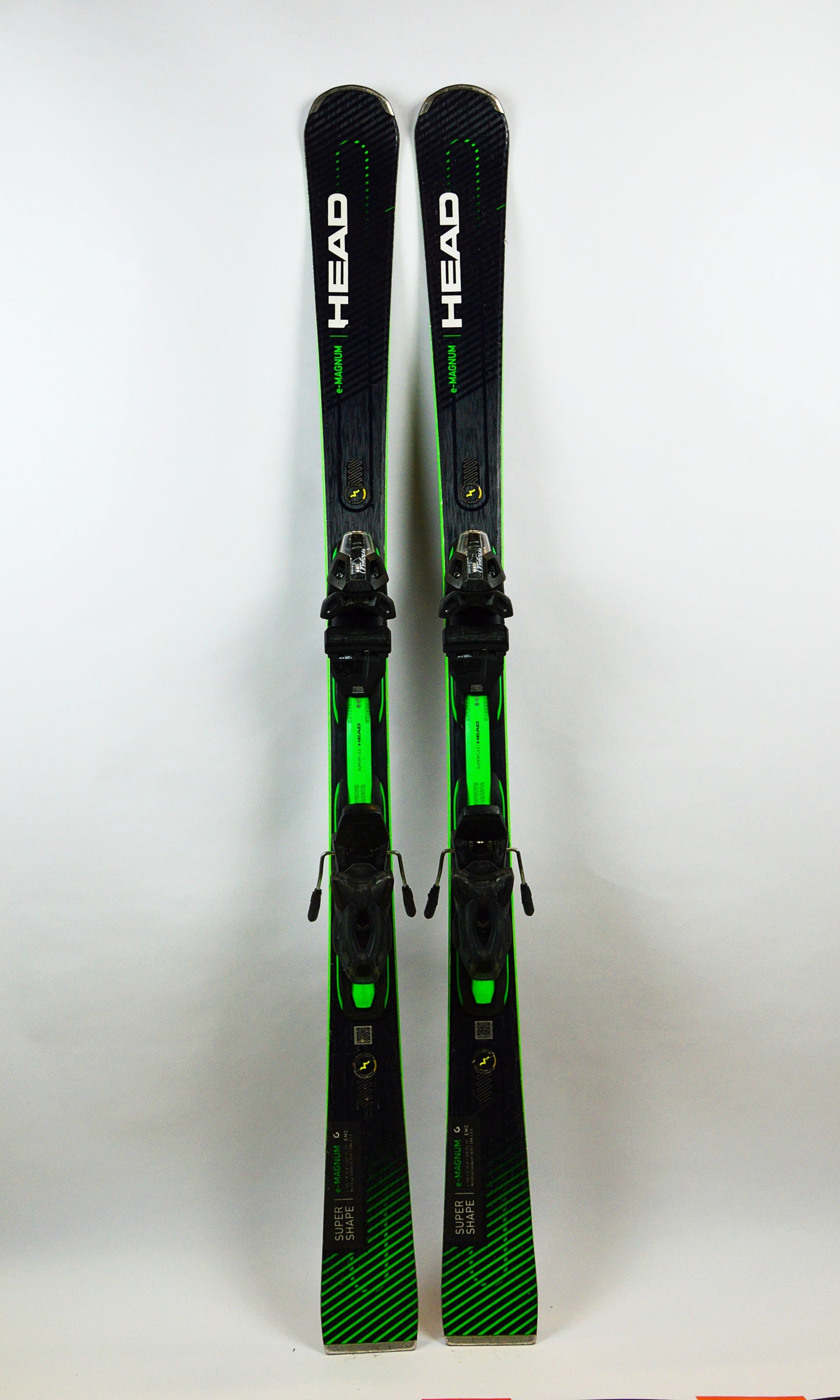Ski Head Supershape e.Magnum