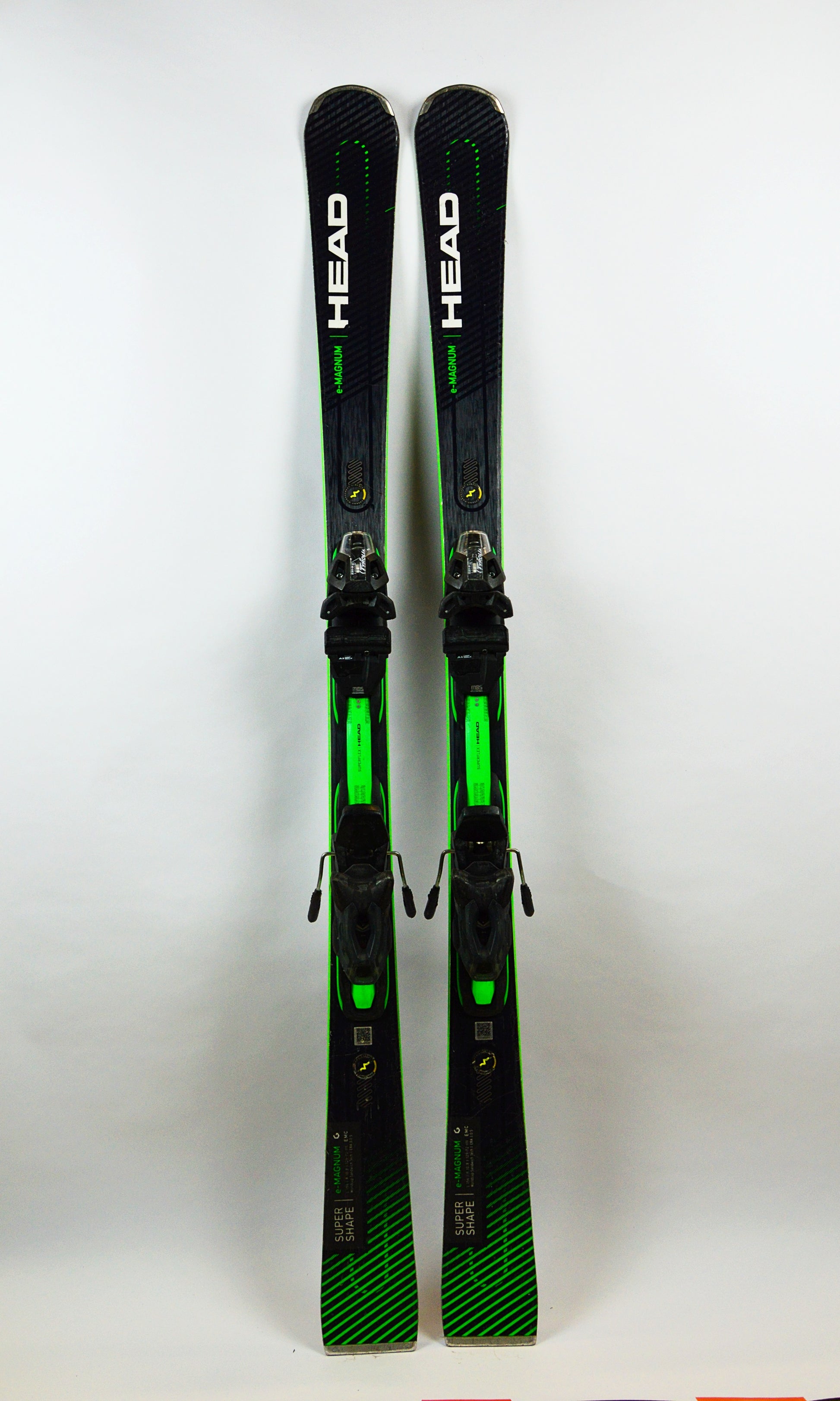 Ski Head Supershape e.Magnum