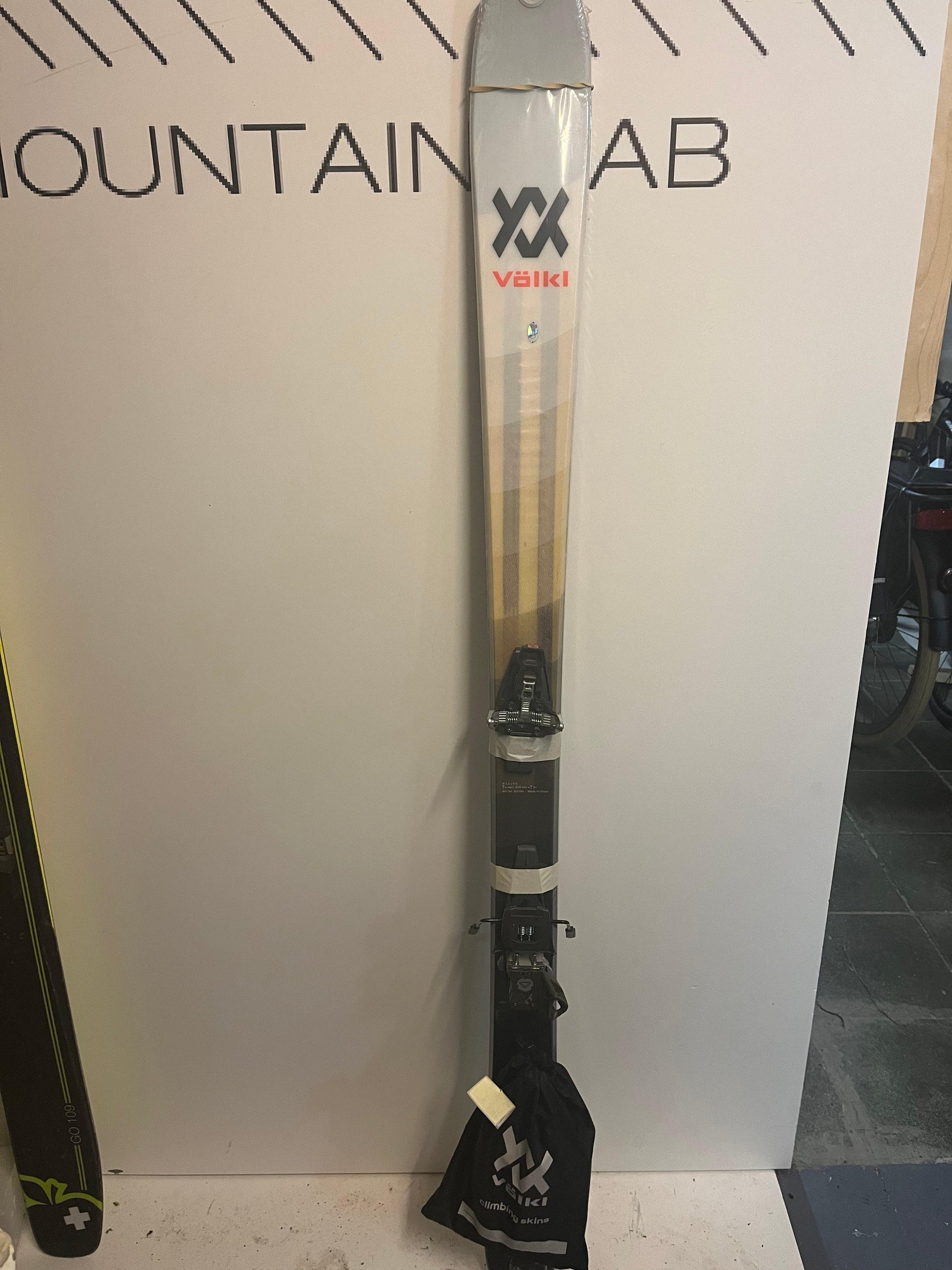 Toerski Völkl Rise 80 + Dynafit Vertical ST (NIEUW)